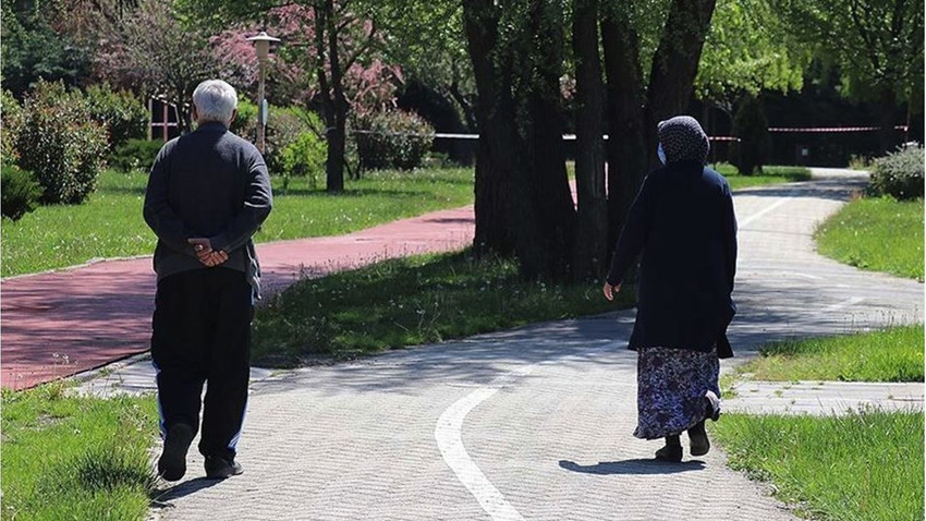 65 yaş üstü için uygulanan sokağa çıkma yasağı mahkemeye taşındı