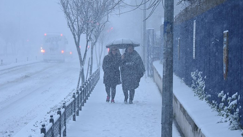Önce Meteoroloji ardından AKOM uyardı! Kar çok fena geliyor!