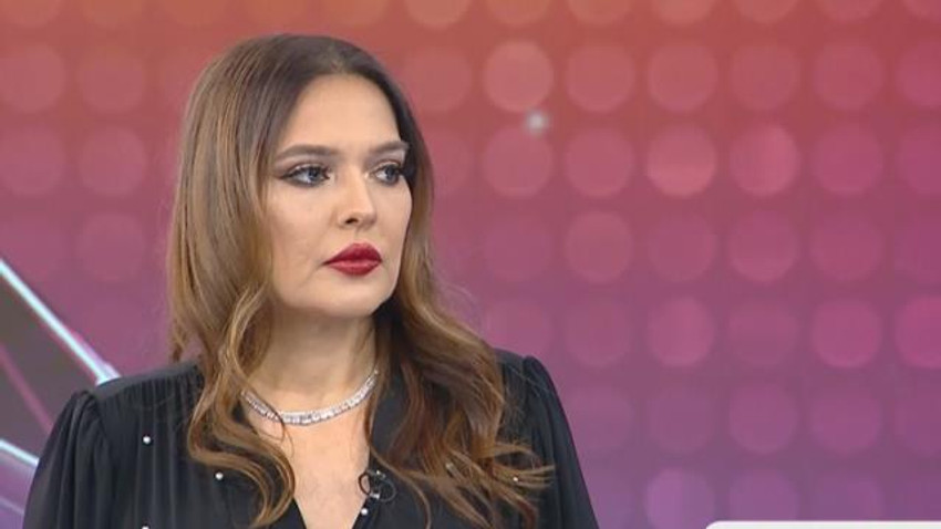 Demet Akalın: ''En yakınımdakileri sildim'^'