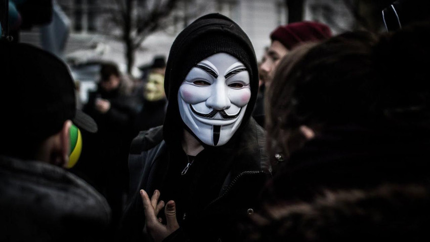 Rusya'ya bir darbe de Anonymous'tan! Yazıyı görenler şoke oldu - Resim: 2