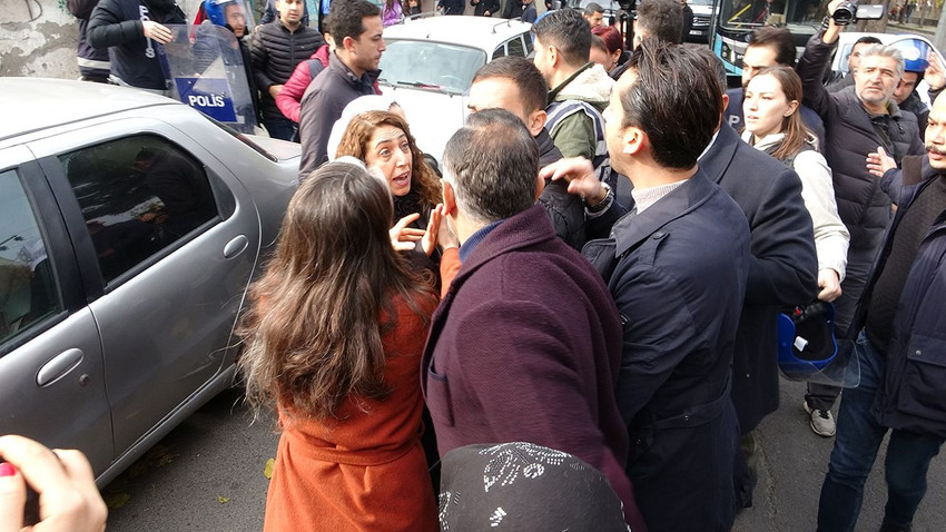 Teröriste terörist diyemeyen, Öcalan için sokağa çıkan HDP'li vekilden polise tehdit - Resim: 4
