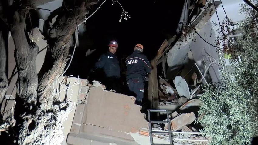 Hatay depreminde eşya almak isterken öldüler! - Resim: 3