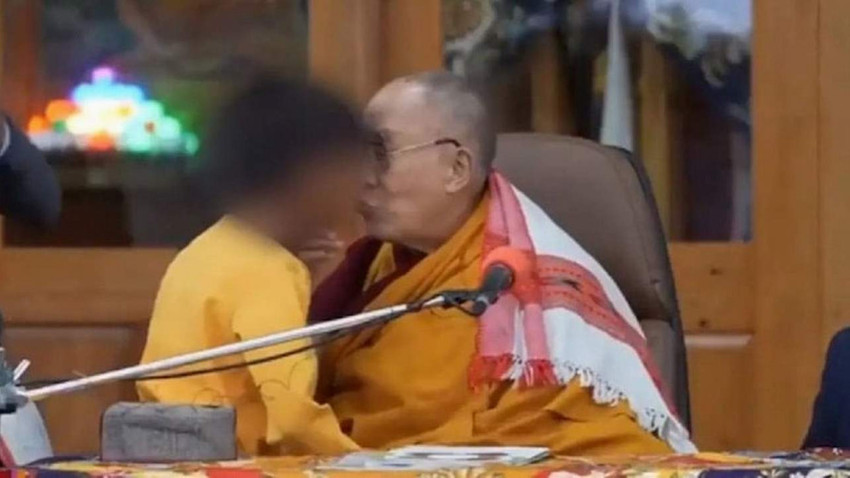 Kısa bir süre önce bir erkek çocuğunu taciz ettiğine dair görüntülerle tepkilerin odağında olan Tibet'in ruhani lideri olan Dalai Lama'nın cinsel ilişki hakkında çok net açıklamalarda bulunduğu ortaya çıktı.