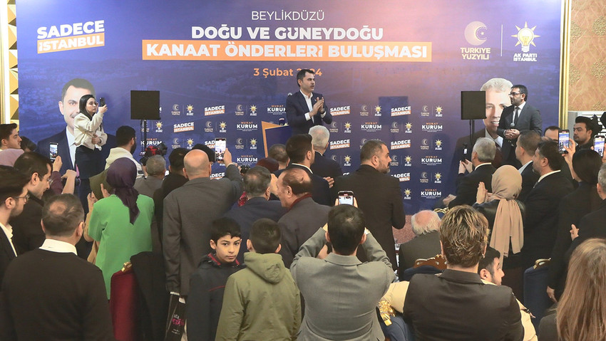 AK Parti İBB Başkan Adayı Murat Kurum, Beylikdüzü'nde Doğu ve Güneydoğulu kanaat önderleriyle bir araya geldi. Projelerinden bahseden Kurum, ''İstanbul’un metro gitmeyen ilçesi kalmayacak'' dedi. 
