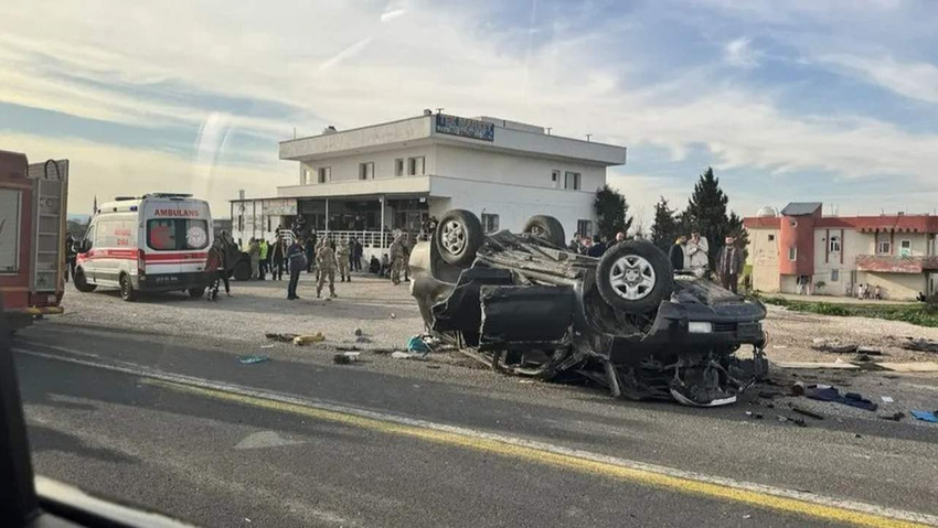 Cumhurbaşkanı Erdoğan'ın konvoyunda meydana gelen trafik kazasında 1 polis memuru şehit düşmüş, 2'si polis memuru 3 kişi yaralanmıştı. İçişleri Bakanı Ali Yerlikaya, yaralı bir polis memurunun daha şehit olduğunu duyurdu.