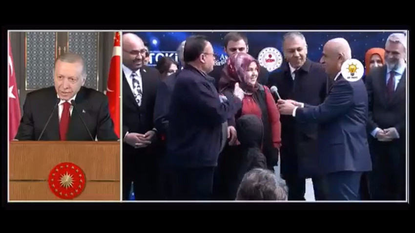 Cumhurbaşkanı Erdoğan'ın canlı yayın bağlantısıyla katıldığı Deprem Konutları Kura ve Anahtar Teslim Töreni'nde, Erdoğan'ın 