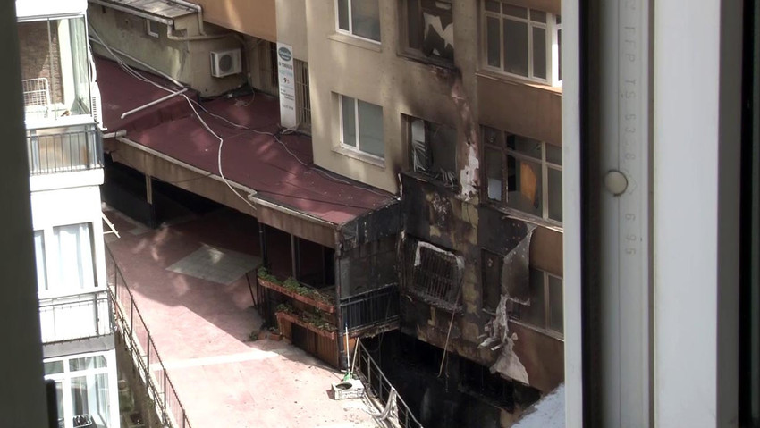 Beşiktaş'ta 16 katlı bir binanın gece kulübü olarak kullanılan giriş katında çıkan yangında, 10 kişi hayatını kaybetti, 13 kişi de yaralandı.