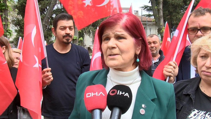 Yerel seçimlerde Bursa'da muhtar adayı olan ve 1.570 oyla muhtar seçilen kadın aday, azalarından birinin lakabının da pusulaya yazılması nedeniyle mazbatası alınamadı. 