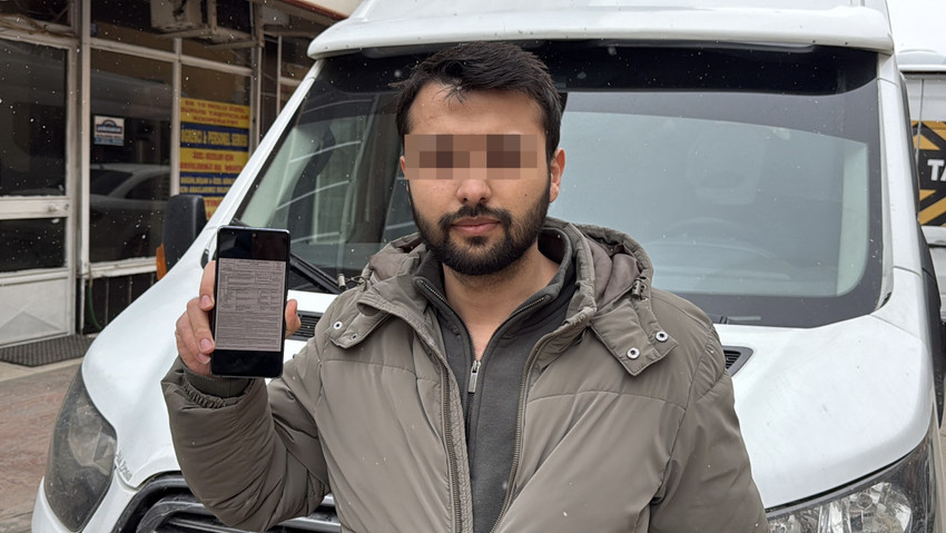 Tokat'ta bir öğrenci servisi şoförü yapay zeka uygulamasına yazdırdığı bir dilekçe ile kendisine kesilen 2 bin 400 TL'lik "yayaya yol vermeme" trafik cezasının iptal ettirdi