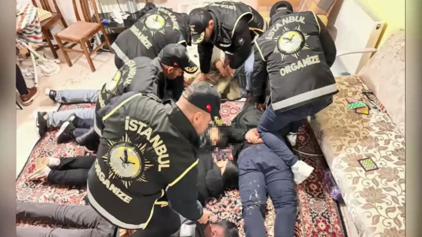 İçişleri Bakanı Ali Yerlikaya, 2 farklı organize suç örgütüne yönelik düzenlenen operasyonlarda 42 şüphelinin daha yakalandığını ve gözaltı sayısının 128'e yükseldiğini duyurdu. 