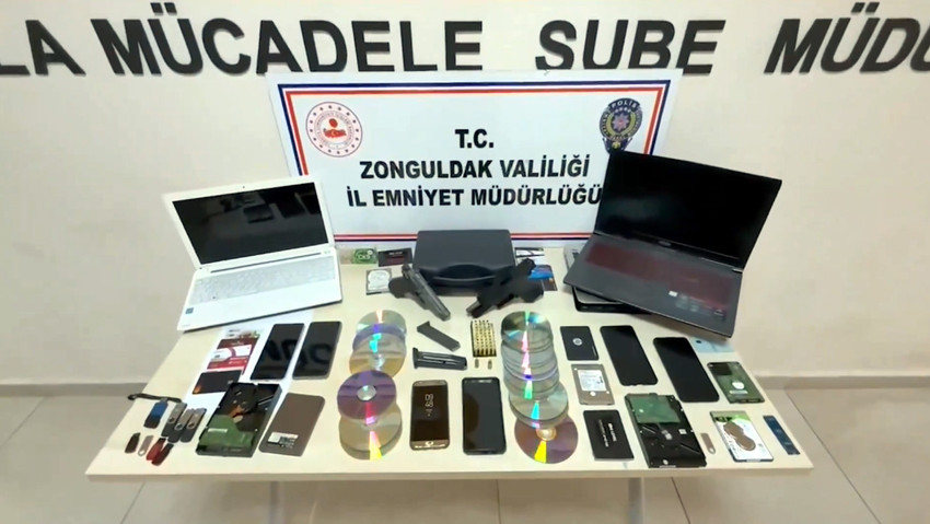 İçişleri Bakanı Ali Yerlikaya, 8 ilde yasa dışı bahis, dolandırıcılık ve çevrim içi çocuk müstehcenliği ve tacizi suçlarına yönelik operasyonda 103 şüphelinin yakalandığını açıkladı.