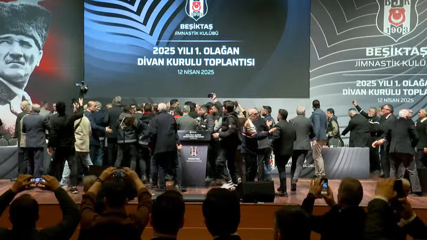 Beşiktaş'ın İstanbul Lütfi Kırdar Kongre ve Sergi Sarayı’nda gerçekleştirilen 2025 yılı 1'inci Olağan Divan Kurulu Toplantısı'nda kavga çıktı. Eski başkan Hasan Arat'ın yumruklu saldırıya uğramasının ardından toplantı tatil edildi.