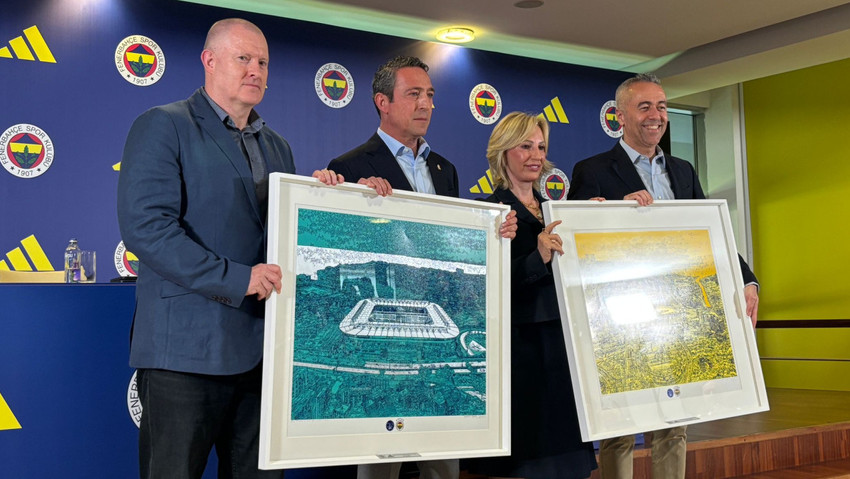 Fenerbahçe, adidas ile 5 yıllık sponsorluk anlaşması imzaladı. Başkan Ali Koç, ''Anlaşma Türk spor tarihinin en büyük bütçeli teknik sponsorluk anlaşmasıdır'' dedi.