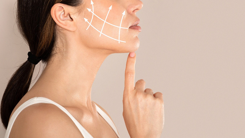 Doku Clinic’te Ameliyatsız Yüz Germe: Zamanı Geri Almanın Doğal Yolu - Resim : 2