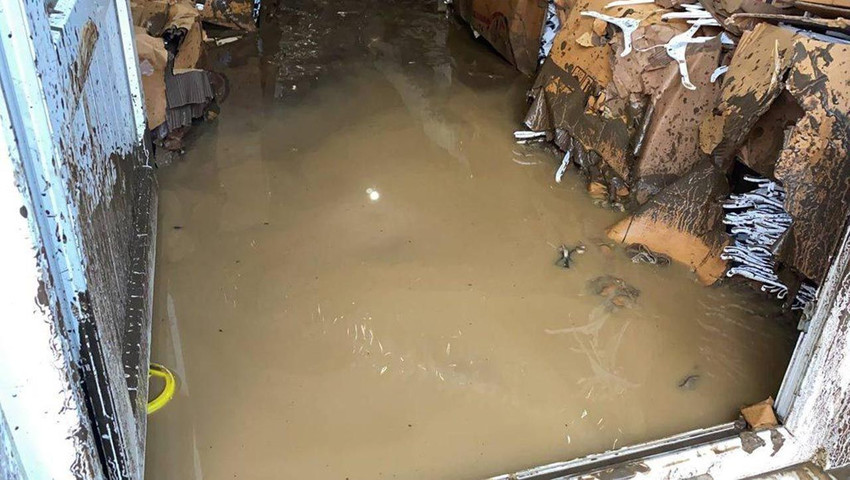 Yağışlar Bursa'yı birbirine kattı! Ev ve iş yerleri sular altında - Resim: 1