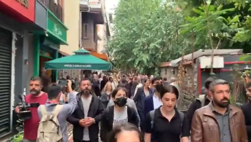 İstanbul'un göbeğinde HDP'li vekiller, bebek katili Öcalan'a destek sloganlarıyla yürüdü - Resim: 4