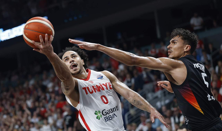 A Milli Basketbol Takımı'nın önemli isimlerinden Shane Larkin, milli formaya veda ettiğini açıkladı