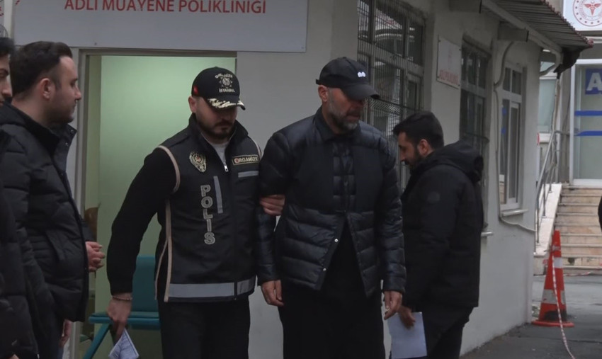 Uyuşturucu soruşturması kapsamında hakkında yakalama kararı &ccedil;ıkarılan Acun Ilıcalı'nın yakın arkadaşı Esat Yontun&ccedil;, İstanbul Havalimanı'na g&ouml;zaltına alındı.