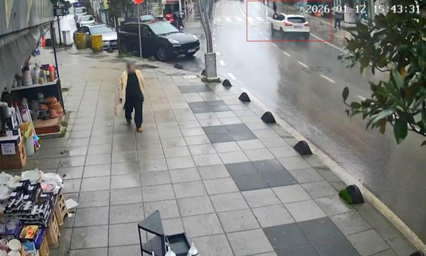 Kocaeli'nde meydana gelen korkun&ccedil; kazada bir ara&ccedil; s&uuml;r&uuml;c&uuml;s&uuml; yaya ge&ccedil;idinden ge&ccedil;mekte olan gen&ccedil; kadına &ccedil;arparak yaralanmasına yol a&ccedil;mıştı. Kaza sonrası yaralı kadını kucaklayıp aracına bindiren s&uuml;r&uuml;c&uuml; serbest bırakılırken, gen&ccedil; kadının &ouml;l&uuml;m kalım savaşı s&uuml;r&uuml;yor....