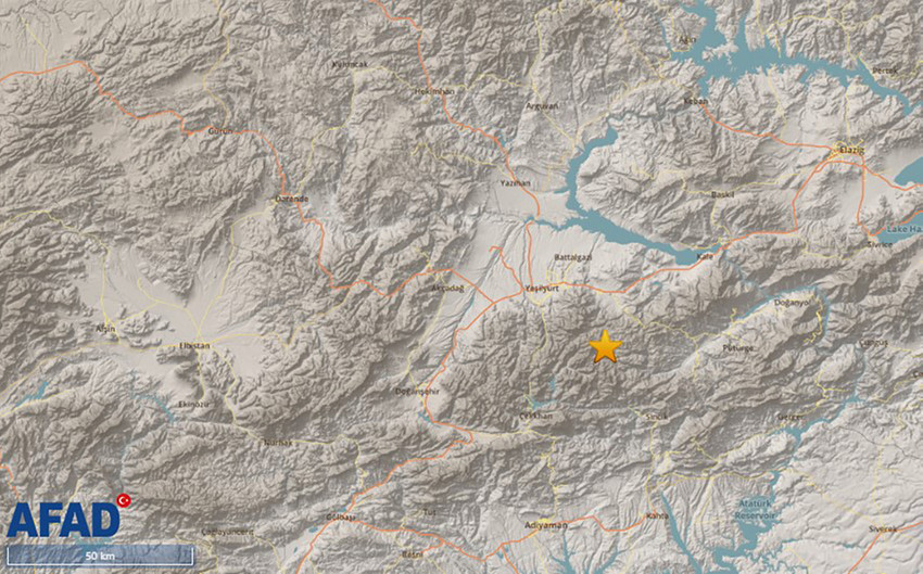 AFAD, Malatya'nın Battalgazi ilçesinde 5.2 büyüklüğünde deprem meydana geldiğini duyurdu.