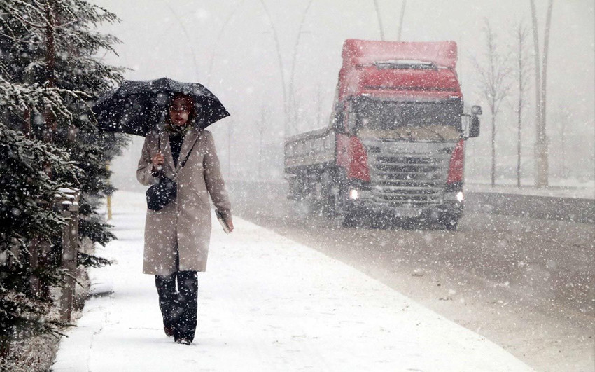 İstanbul'a kar çok fena geliyor! 186 yıldır böylesi görülmedi... - Resim: 4
