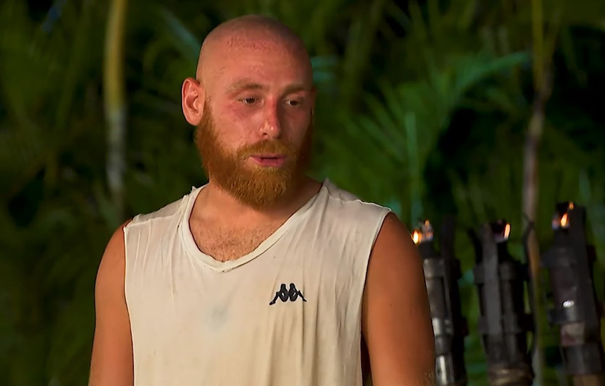 Survivor All Star'da final yaklaşırken dün akşam yayınlanan bölümde bir yarışmacı daha adaya veda etti.