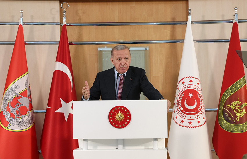 Cumhurbaşkanı Recep Tayyip Erdoğan, “Irak hududumuzun güvenliğini bu yaz itibarıyla komple garanti altına alacak, Suriye’de yarım kalan işimizi de mutlaka tamamlayacağız” dedi.