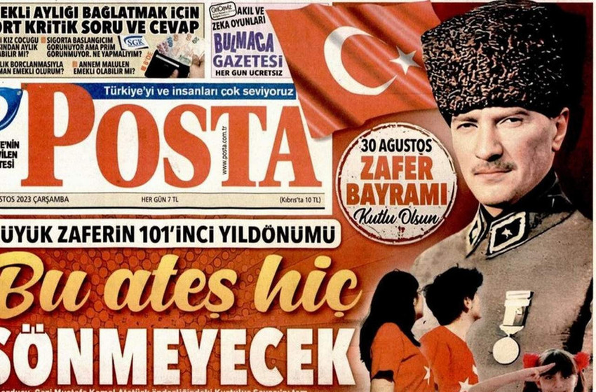 Posta Gazetesi'nin 30 Ağustos ilanında kullandığı Atatürk fotoğrafı sosyal medyanın gündemine oturdu.