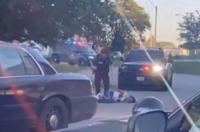 ABD polisi bu sefer hamile kadını vurdu - Resim : 1