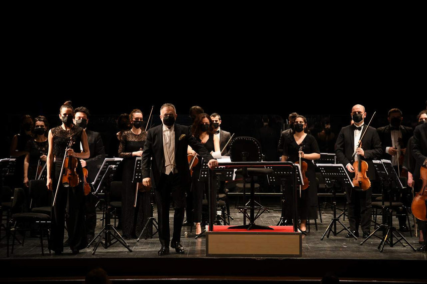 Kadıköy'ün Pandemi Orkestrası'nın konukları Hakan Şensoy ve Cihat Aşkın'dı - Resim : 3