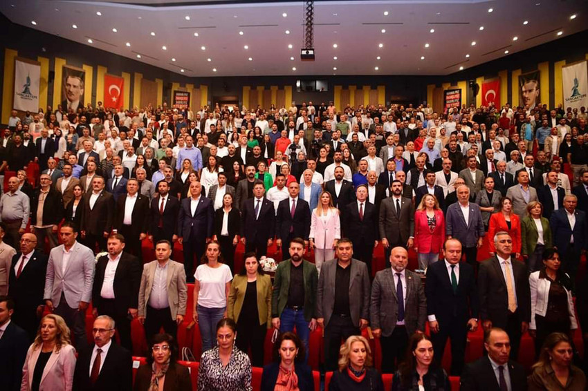  Sancaktepe Belediye Başkanı Alper Yeğin, ilçede gerçekleştirdikleri hizmetleri ve projeleri, düzenlenen programda kamuoyuna sundu. Toplantıda konuşan Yeğin, 