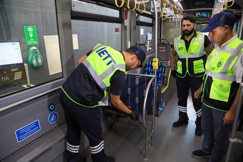 İstanbul toplu ulaşımının en büyük aktörü olan ve günde 4 milyonun üzerinde yolculuk gerçekleştiren İETT, son 4 yılda yaptığı çalışmalar ile sefer gerçekleştirme oranını %98’in üzerine yükseltti. 