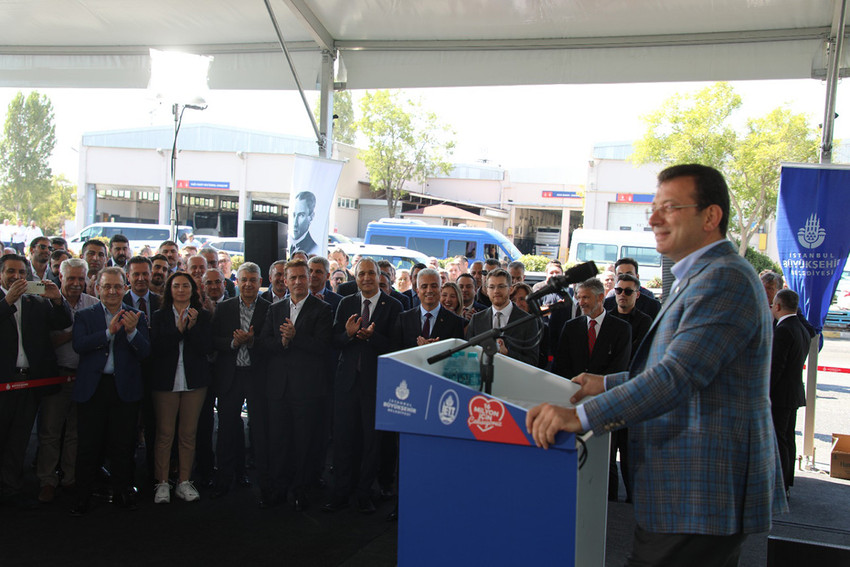 İETT, İstanbul’da bir ilki gerçekleştirerek dizelden elektrikliye otobüs dönüşümünü hayata geçirdi. Aracın lansmanı, İstanbul Büyükşehir Belediye Başkanı Sayın Ekrem İmamoğlu ve İETT Genel Müdürü İrfan Demet’in katıldığı bir törenle yapıldı. 