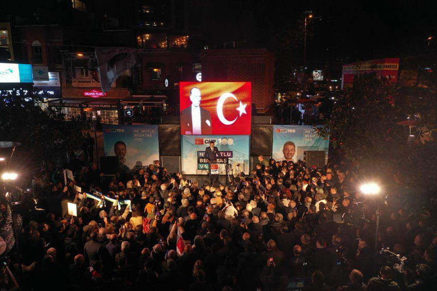 Beşiktaş Belediye Başkanı Rıza Akpolat, CHP Beşiktaş Belediye Başkan Aday Adaylığını açıkladı.