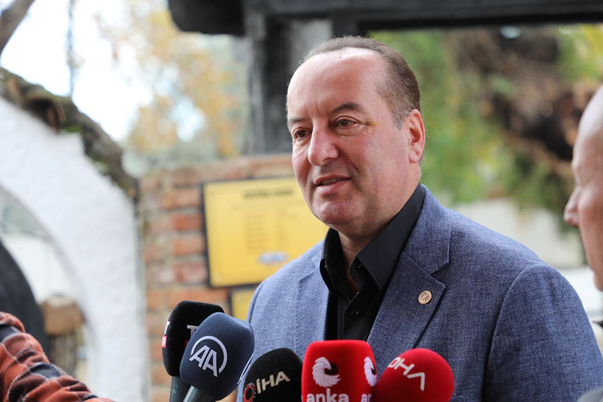 CHP Karabük Milletvekili Cevdet Akay, Balıkesir'de düzenlediği basın açıklamasında 