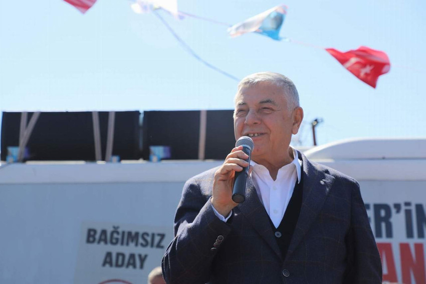 SONAR Araştırma'nın Başkanı Hakan Bayrakçı, Pazar günü yapılacak olan 31 Mart yerel seçimleri öncesinde Ankara, İstanbul ve İzmir Büyükşehir Belediyeleri için elindeki verilere göre hangi adayın önde gittiğini açıkladı.