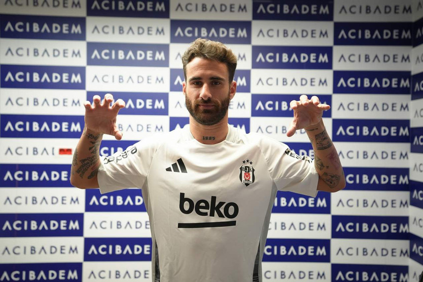 Beşiktaş'ta yeni transfer Rafael Silva'nın sağlık kontrolünden geçtiği açıklandı. Siyah-beyazlı kulüpten yapılan açıklamada, "Detaylı kan tetkikleri yapılan Silva; ortopedi, iç hastalıkları, göz, kulak burun boğaz, genel cerrahi ve kardiyoloji bölümlerinde muayene edildi. Sağlık kontrolleri, akciğer ve efor testlerinin yapılmasıyla tamamlandı" ifadelerine yer verildi.