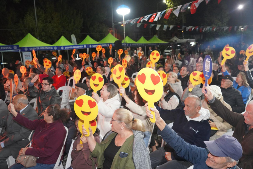 Sarıyer Belediye Başkanı M. Oktay Aksu’nun seçim vaatleri arasında yer alan “Mahallemi Dinliyorum” toplantılarının bu haftaki adresi Büyükdere ve Kocataş mahalleleri oldu. Büyükdere ve Koçataş mahallelerinde yaşayan komşularının sorunlarını ve çözüm önerilerini dinleyen Başkanı Aksu, toplantıda göreve geldikleri günden bugüne yaptıkları çalışmalar hakkında da bilgiler aktardı.