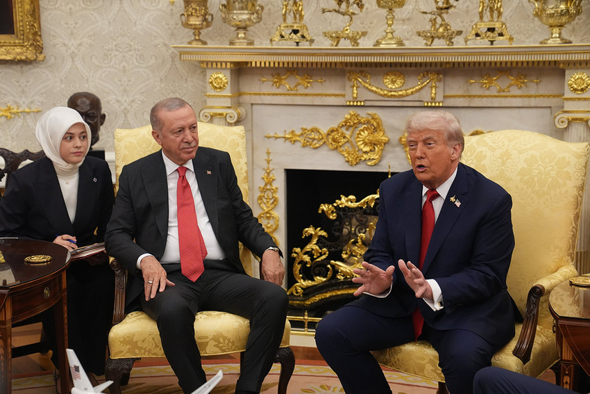 ABD Başkanı Donald Trump ile Cumhurbaşkanı Recep Tayyip Erdoğan, Beyaz Saray’da bir araya geldi. İşte kritik görüşmeden basına yansıyanlar...