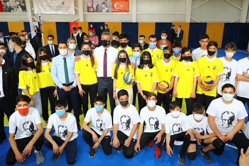 Saran Group 21. spor salonunu Elazığ’da açtı - Resim : 1