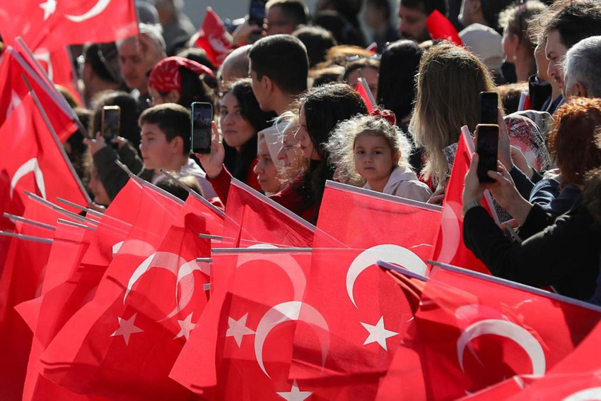 Vatan Caddesi'nde 99'uncu yıl coşkusu - Resim : 3