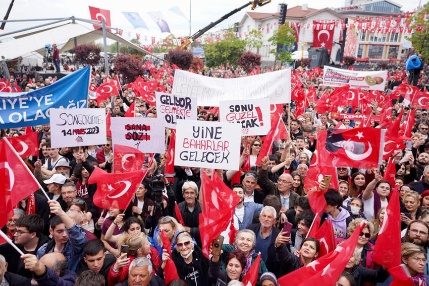 Yalova'da yer yerinden oynadı! İmamoğlu'na sevgi seli - Resim : 6