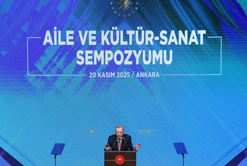 Cumhurbaşkanı Erdoğan, Türkiye'nin doğurganlık hızında felaketi yaşadığını belirterek 