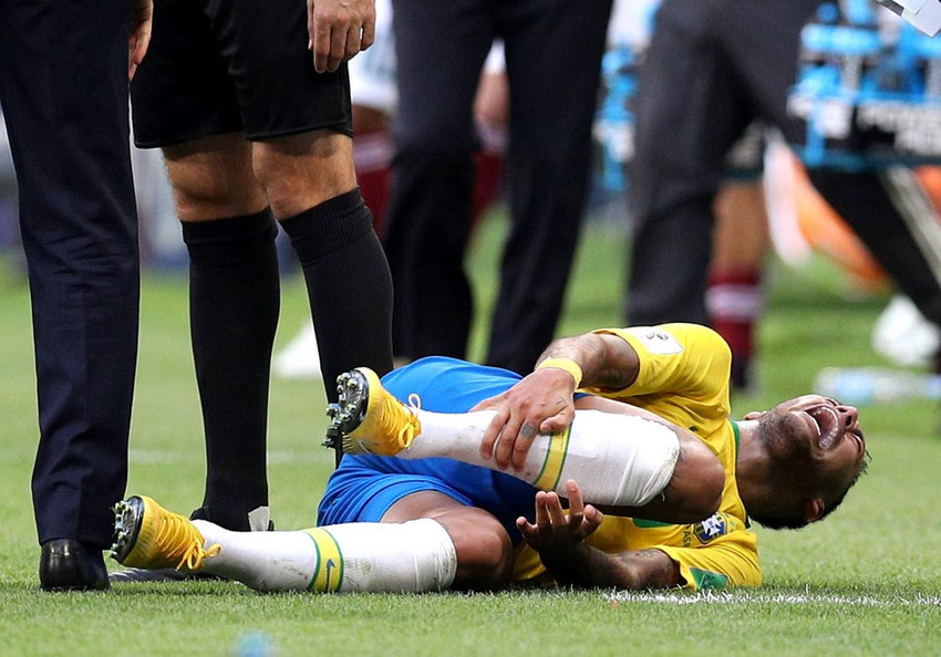 İşte yeni akım: Neymar Challenge ! - Resim: 3