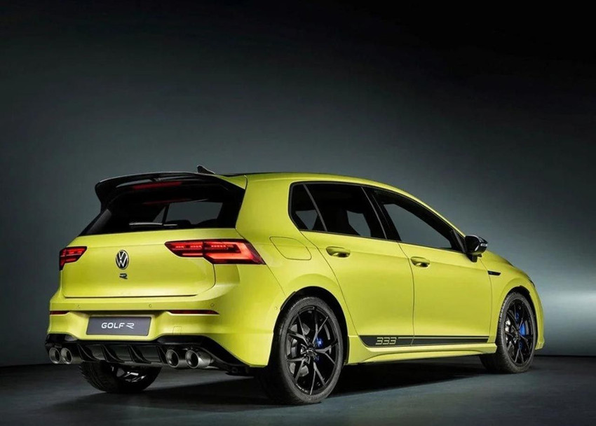 Sadece 333 adet üretilecek: Volskwagen özel seri Golf R'nin örtüsünü kaldırdı - Resim: 3