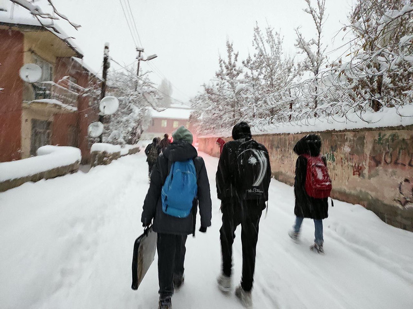 Bir ilimiz kar altında! 3 ilçede okullar tatil edildi - Resim: 3