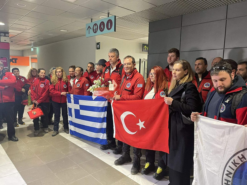 Yunanistan arama kurtarma ekibi Türkiye'den böyle ayrıldı - Resim: 3