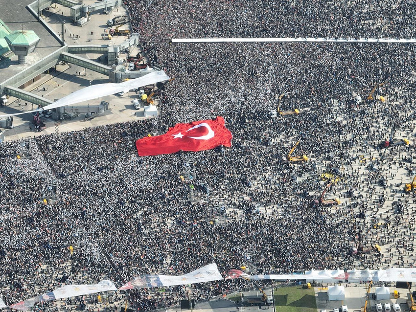 Erdoğan ''İstanbul mitingine 1 milyon 700 kişi katıldı'' demişti! teyit.org doğrulamadı - Resim: 1