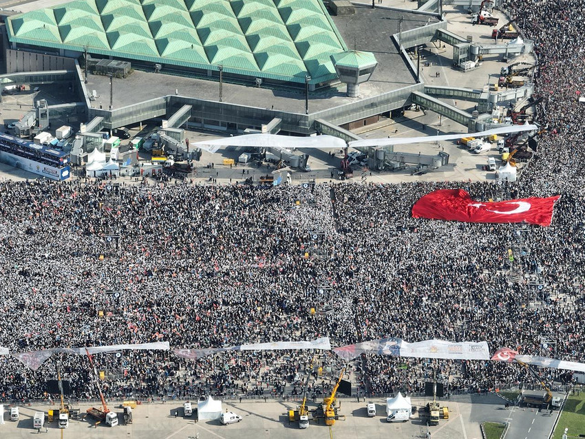 Erdoğan ''İstanbul mitingine 1 milyon 700 kişi katıldı'' demişti! teyit.org doğrulamadı - Resim: 4