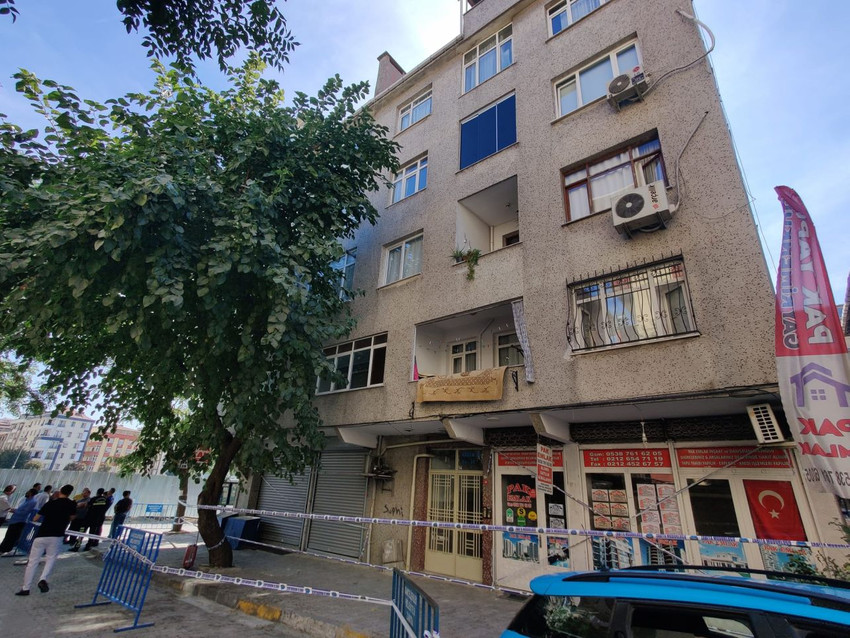 İstanbul'da kolonu patlayan bina tahliye edildi - Resim: 1
